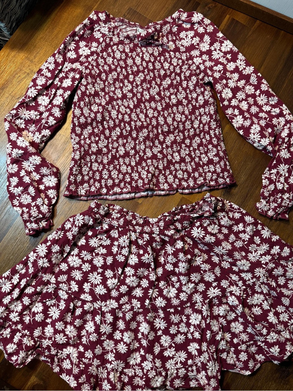 Girls' Floral Burgundy Long-Sleeve Smocked Dress - Picture 4 of 11